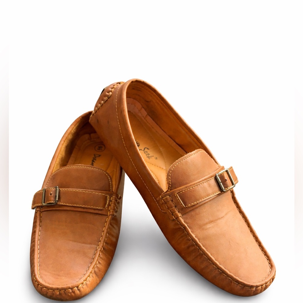 Dream Seek Like New Tan Leather Slip-On Loafers Buckle Detail Size 9.5